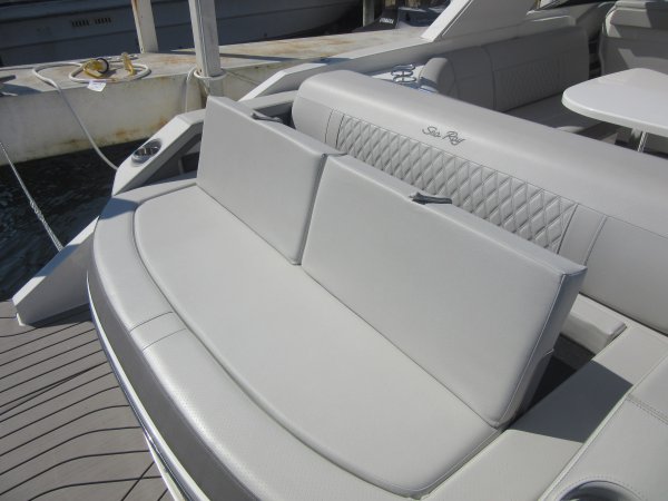Used 2022 Sea Ray Power Boat for sale